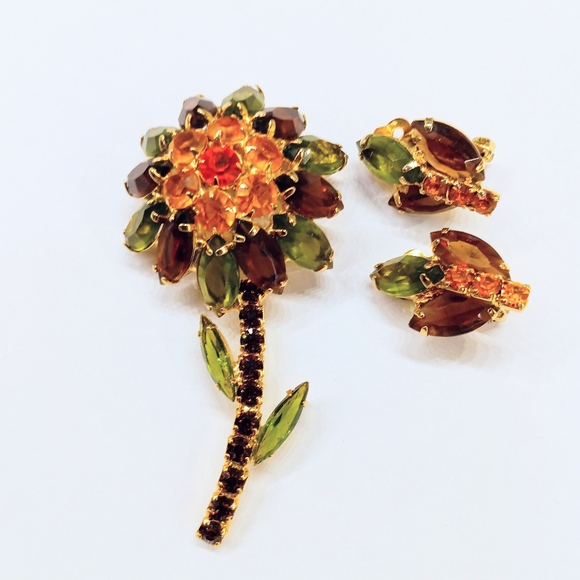 Vintage Fall Colors Rhinestone Flower Brooch And Earrings Set - Picture 3 of 6